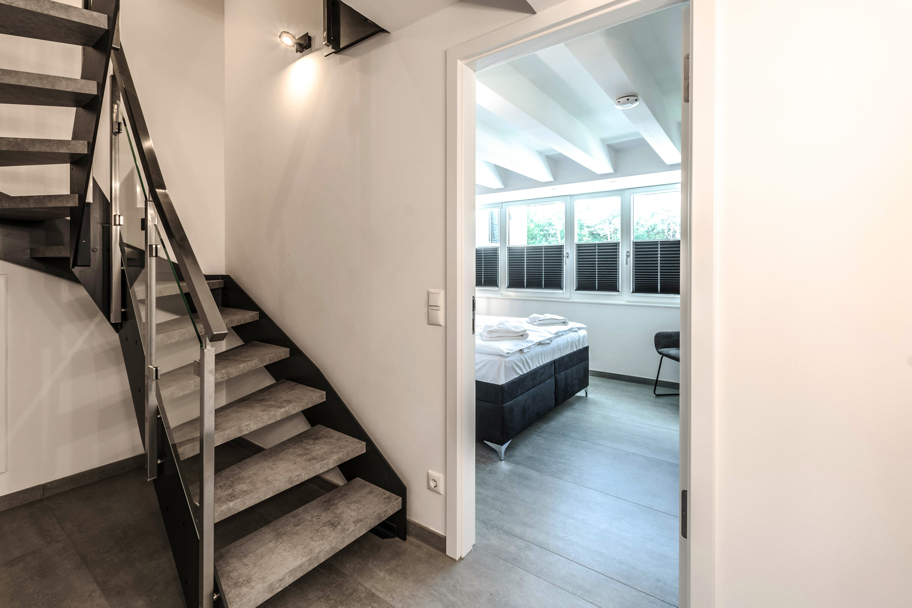 Treppe & unteres Schlafzimmer